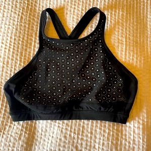 Lululemon eyelet sports bra/top size 6